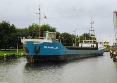 Maasvallei arriving in Delfzijl