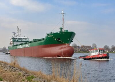 Nossan passing Farmsum underway to open waters, 24-03-2025