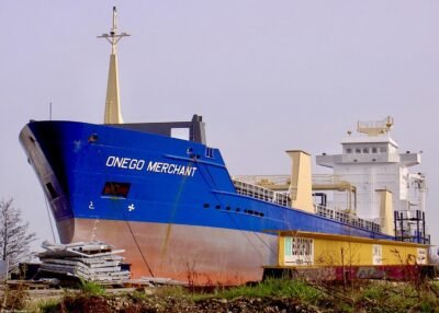 Onego Merchant under construction at shipyard Royal Bodewes, 18-01-2004