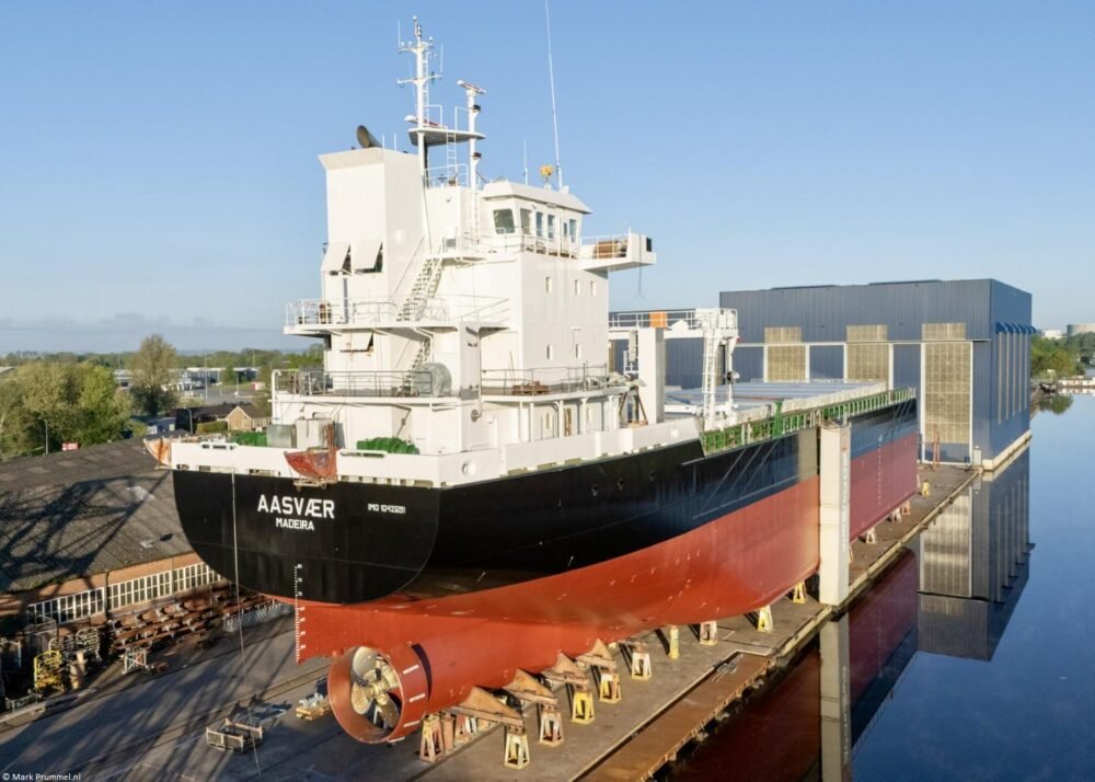 Aasvær under construction at shipyard Royal Bodewes, 26-04-2025