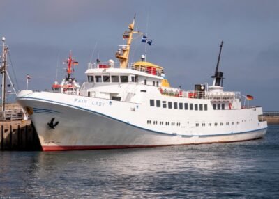 Fair Lady moored at Heligoland, 17-05-2025