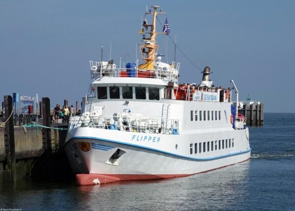 Flipper moored in Cuxhaven, 31-08-2024