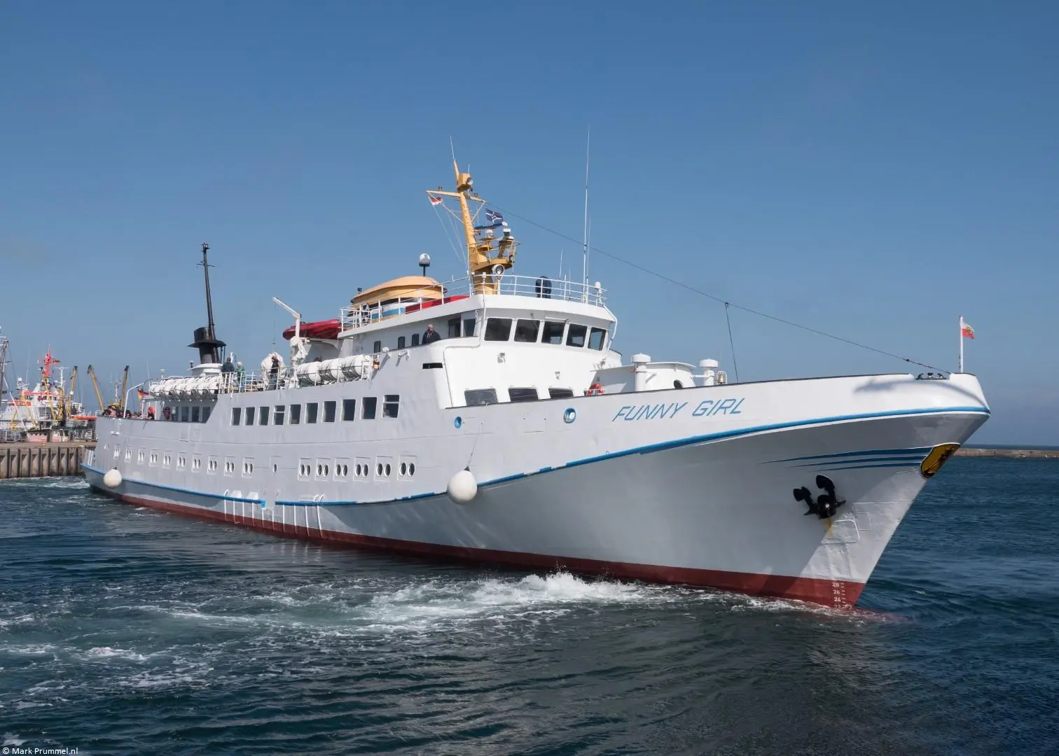 Funny Girl departing from Heligoland, 17-05-2025 Funny Girl departing from Heligoland, 17-05-2025