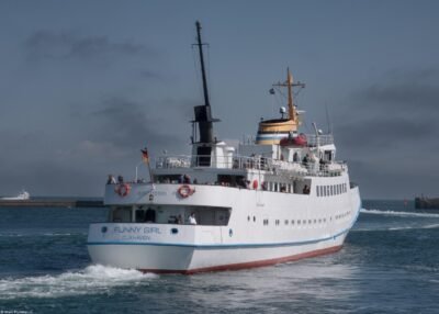 Funny Girl departing from Heligoland, 17-05-2025