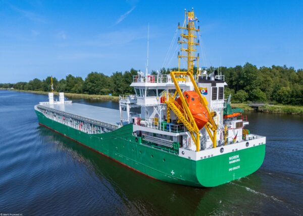 Noren passing Breiholz in Kiel Canal, 20-06-2025
