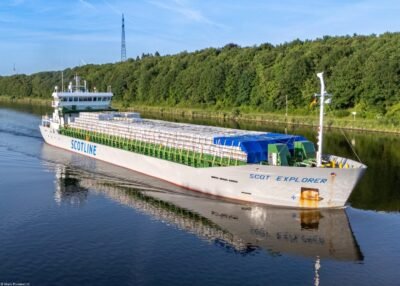 Scot Explorer passing Oldenbüttel in Kiel Canal, 21-06-2025