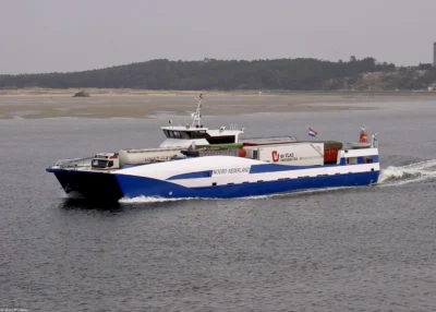 Noord Nederland departing from Terschelling, 21-04-2006