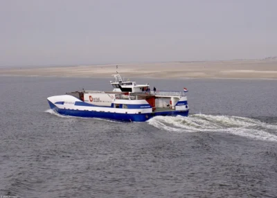 Noord Nederland departing from Terschelling, 21-04-2006