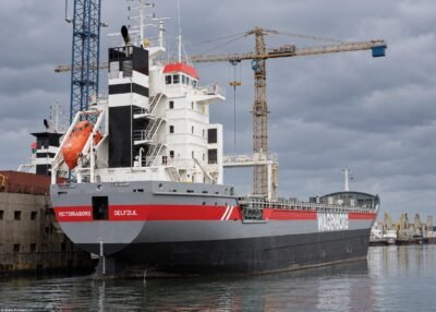 Victoriaborg at Pattje Shipyards B.V. in Eemshaven, 02-12-2001