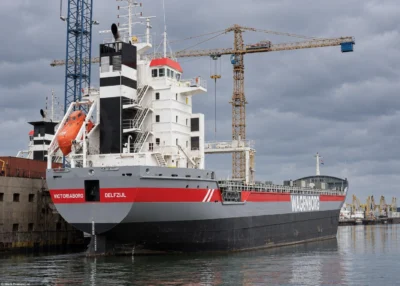 Victoriaborg at Pattje Shipyards B.V. in Eemshaven, 02-12-2001
