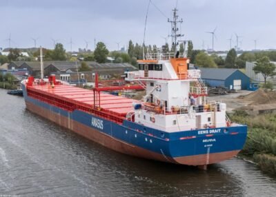 Eems Drait moored in Delfzijl, 05-10-2025