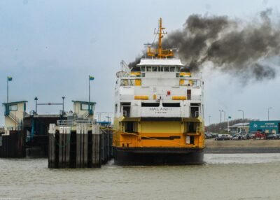 Departing as 'Halani-1' from Texel with destination Singapore, 28-03-2008