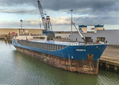 Marry-S moored in Harlingen, 30-12-2025
