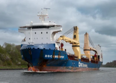 BBC Amethyst in Kiel Canal passing Landwehr, 25-04-2026