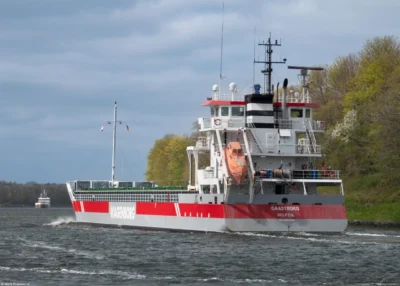 Gaastborg in Kiel Canal passing Landwehr, 25-04-2026