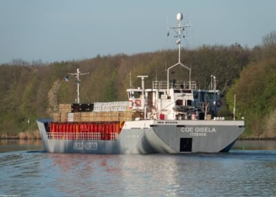 COE Gisela in Kiel Canal passing Hohenhörn, 26-04-2026