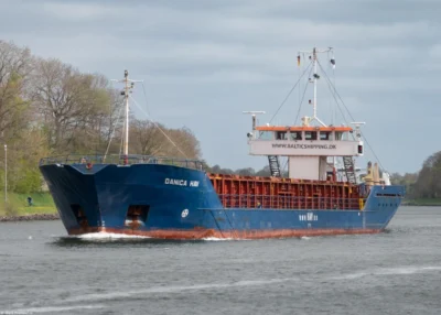Danica Hav in Kiel Canal passing Landwehr, 25-04-2026