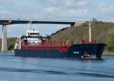 Ketlin in Kiel Canal passing Hohenhörn, 26-04-2026
