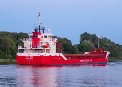 Fast Sim in Kiel Canal passing Hohenhörn, 17-07-2026