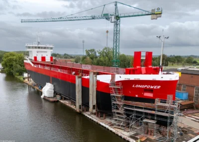 Longpower under construction at SAS Waterhuizen B.V., 04-09-2026
